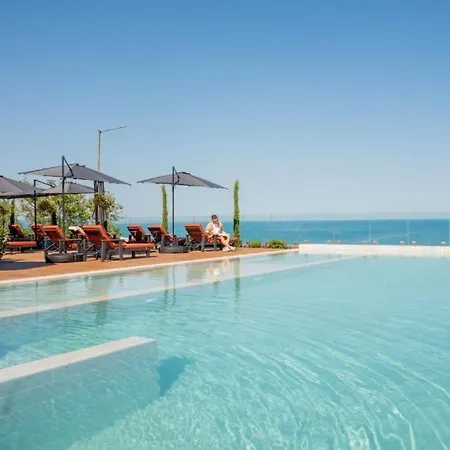Aquaview & Pool